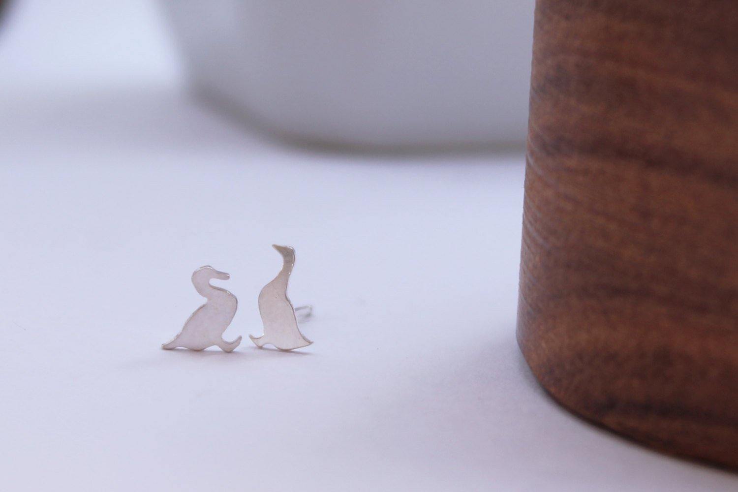 Pair of Mismatch Geese Stud Earrings - Sweet November Jewelry