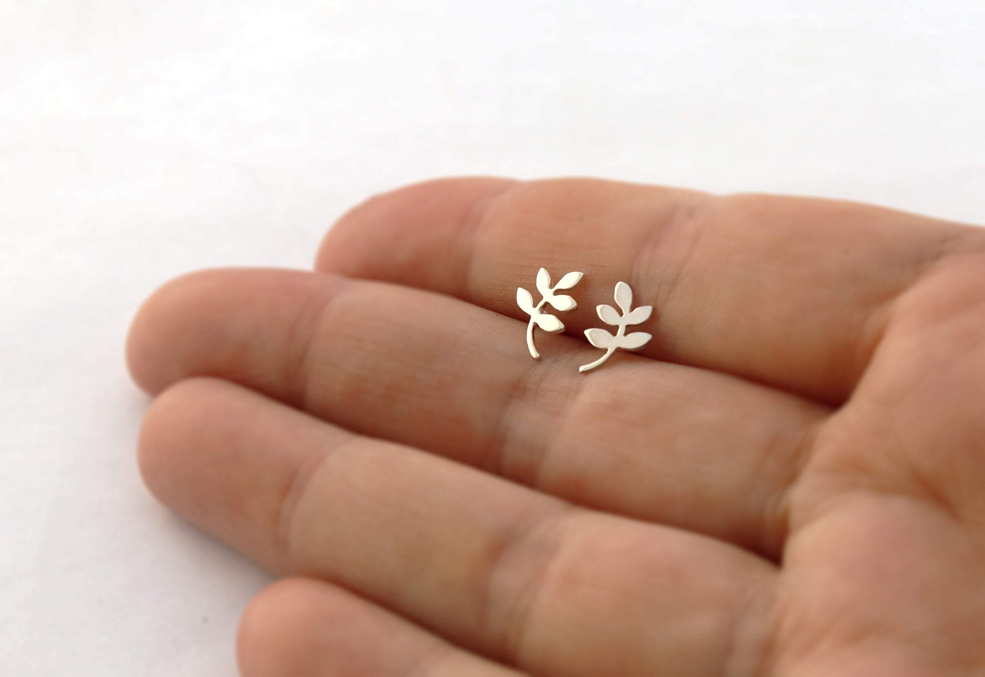 Silver Vine Leaf Stud Earrings - Sweet November Jewelry