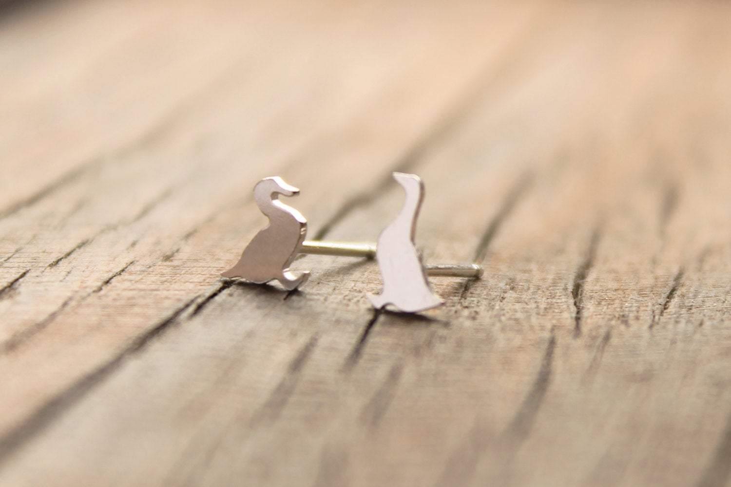 Pair of Mismatch Geese Stud Earrings - Sweet November Jewelry